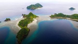 Pulau Mahoro: Surga Tersembunyi di Kepulauan Sitaro yang Wajib Dikunjungi