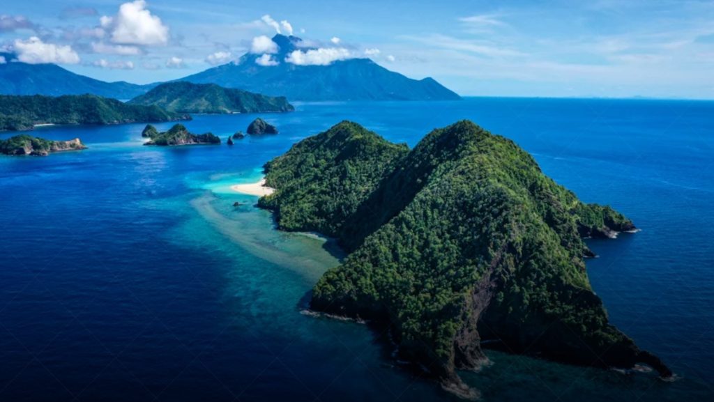 Sekilas Pulau Siau, Permata di Kabupaten Sitaro